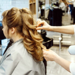 Какие услуги предоставляет салон красоты?