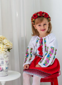 Як вибрати вишиванку для дівчинки та на що звертати увагу