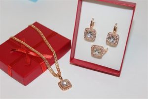 Секреты выбора ювелирного подарка