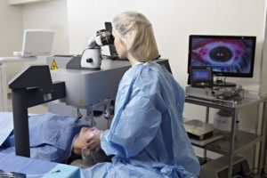Лазерная коррекция зрения: эффективный и безопасный способ восстановления зрительных функций