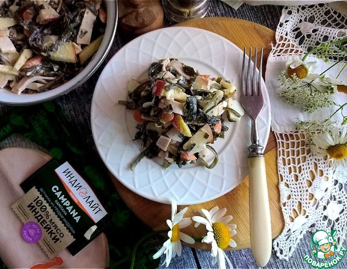 Салат из морской капусты с ветчиной
