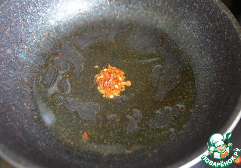 Корейский салат из индейки с овощами