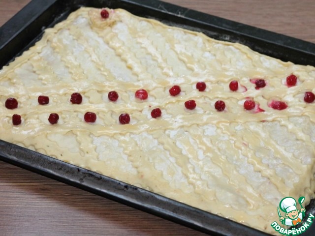 Пирог с индейкой, картофелем и луком