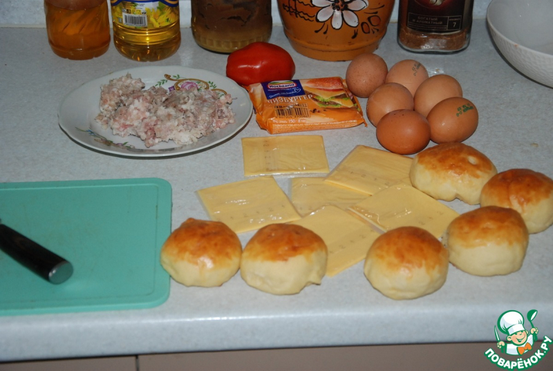 Фаршированные сырные булочки