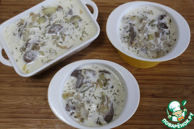 Печень под сырным соусом