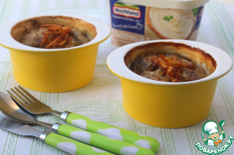 Печень под сырным соусом