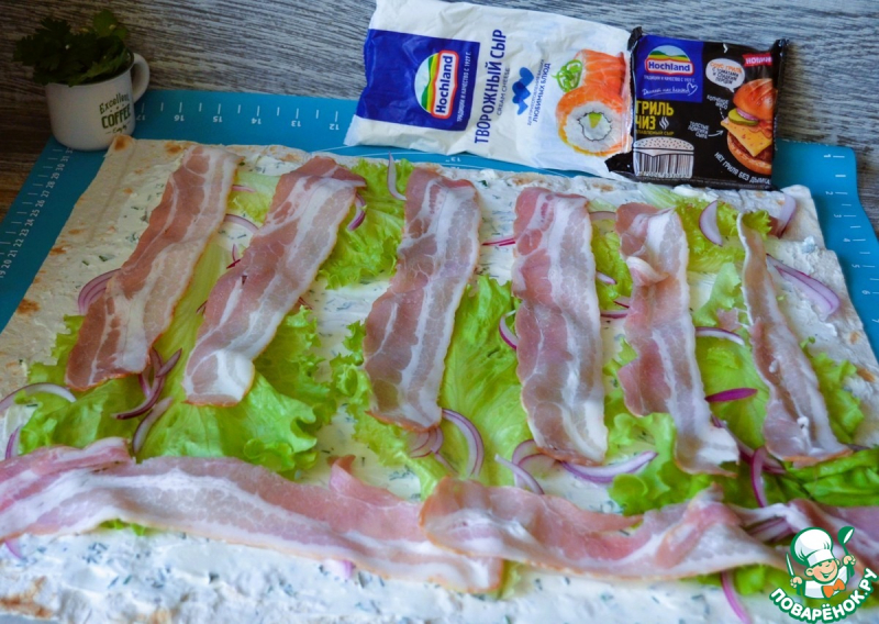 Рулет из лаваша с мясной нарезкой