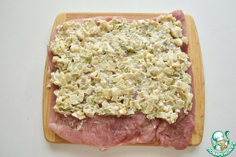 Рулет из свинины с цветной капустой