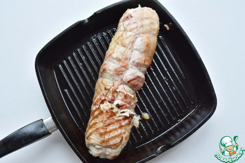 Рулет из свинины с цветной капустой