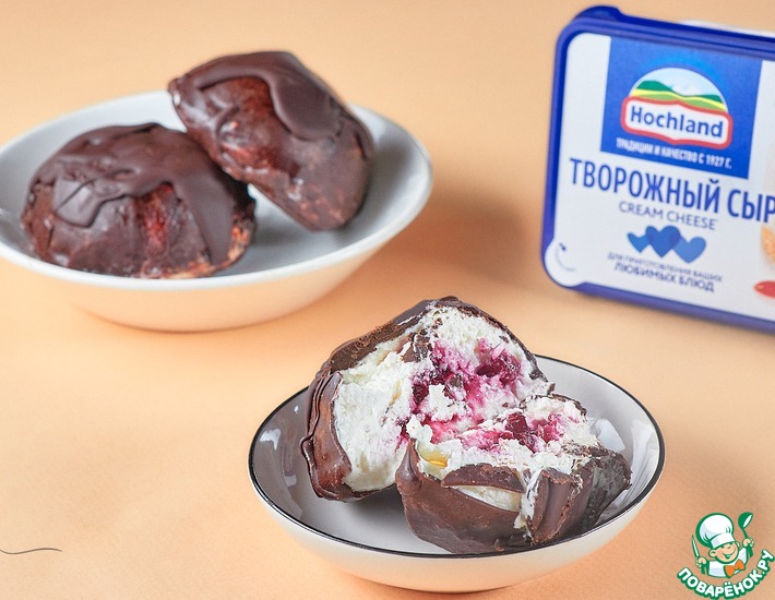 Творожные сырки с брусничным джемом