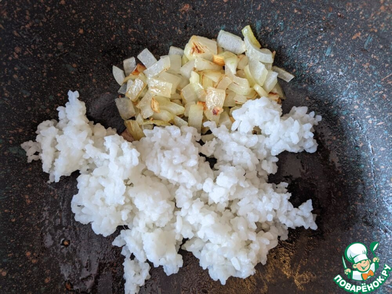 Кальмары, фаршированные тунцом и рисом