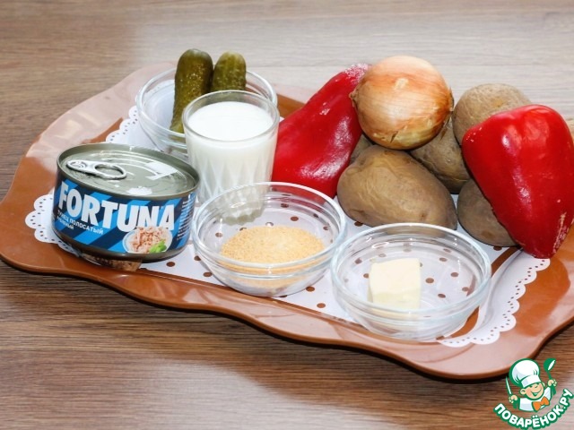 Картофельный рулет с консервированным тунцом
