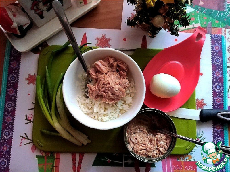 Пирог с начинкой из тунца