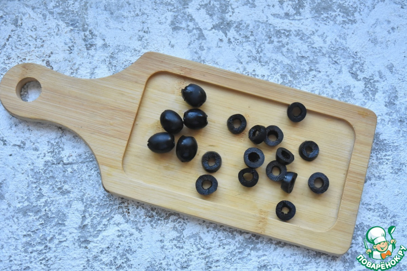 Порционный салат с тунцом