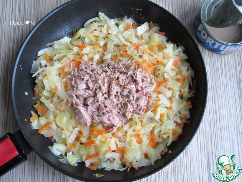 Разборный пирог-ёлочка "Тунец и капуста"