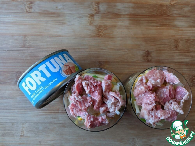 Салат из тунца с йогуртовой заправкой