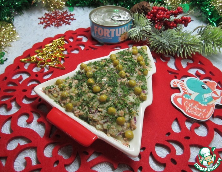 Салат с тунцом и шпротами