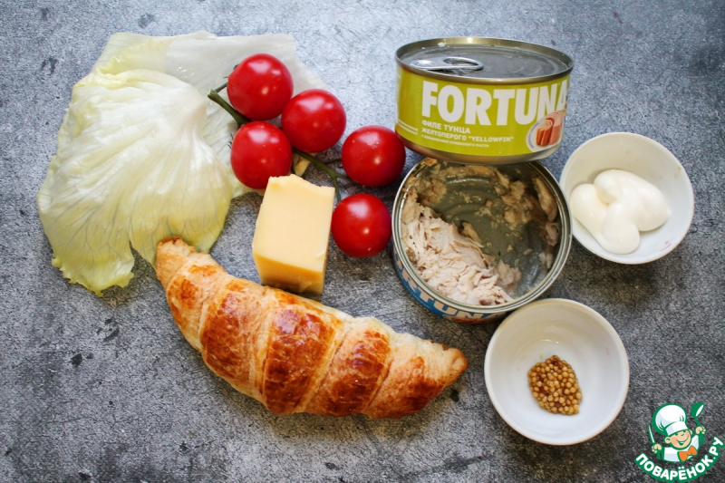 Закусочные круассаны с тунцом