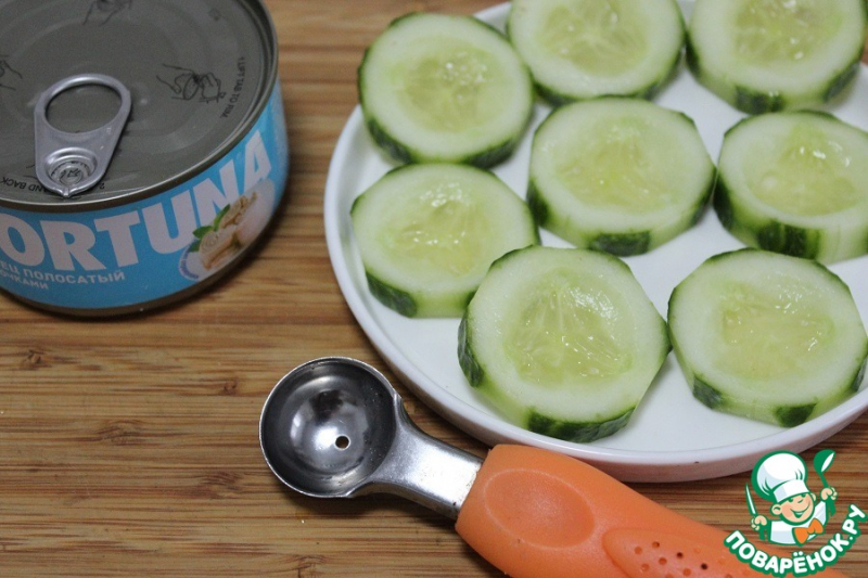 Фуршетная закуска с тунцом