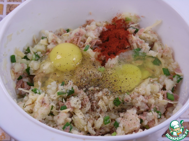 Картофельные кексы с тунцом