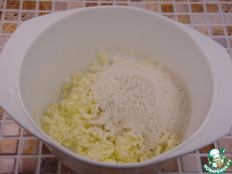 Киш с тунцом и перцем
