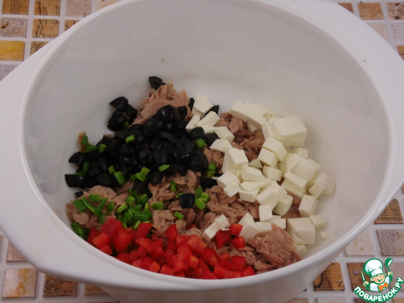 Киш с тунцом и перцем
