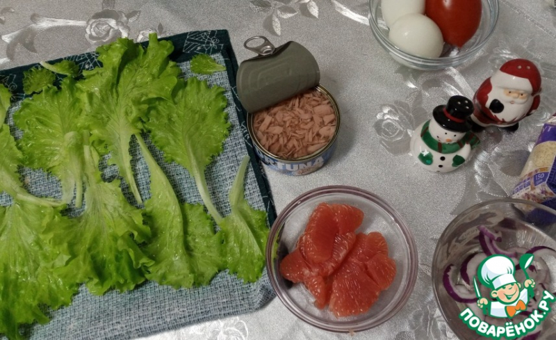Салат с тунцом и грейпфрутом