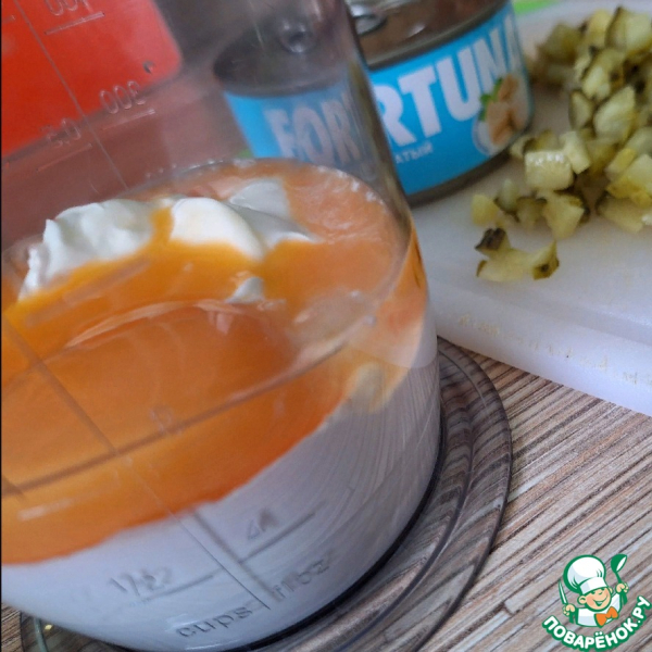 Запеканка картофельная с тунцом и солеными огурчиками